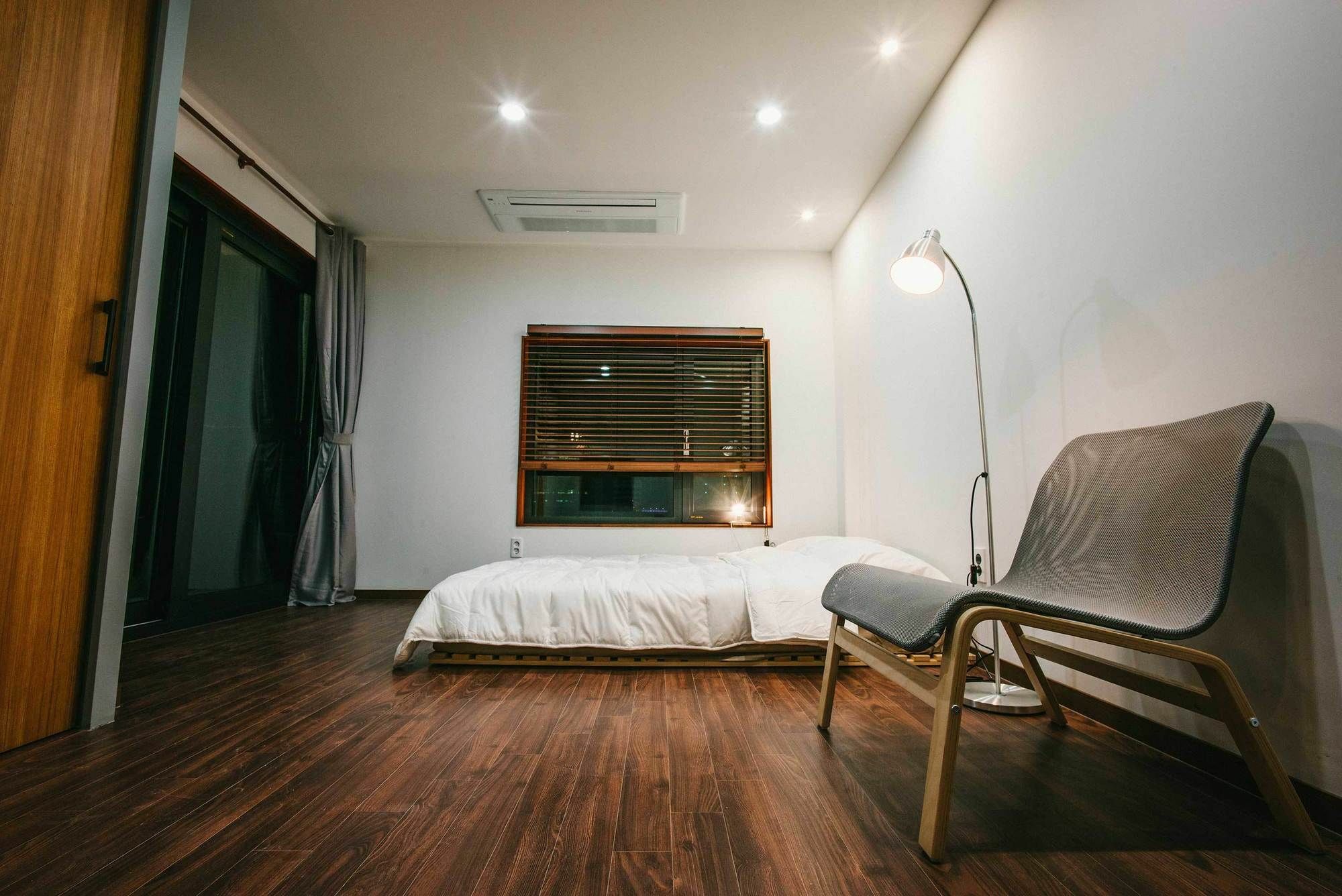 Morning Dew Guesthouse Busan Exterior foto